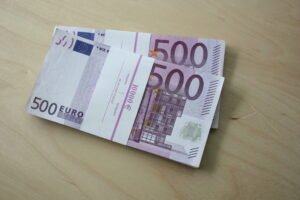 Quando e para quê você deve investir 1000 euros?